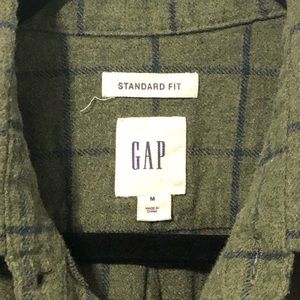 Plaid Flannel Shirt / Medium / Gap